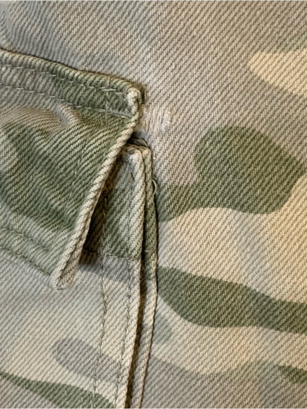 Cotton On Cargo Wide Leg Jean Camo Print Size 2 - Picture 5 of 11